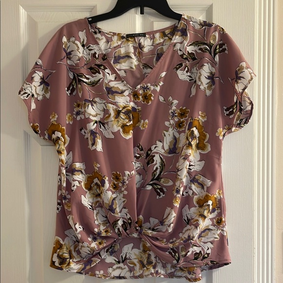 NWOT West Kei Allura Knot Detail Blouse Pink Mauve Burgundy Gold White Floral - Picture 1 of 8